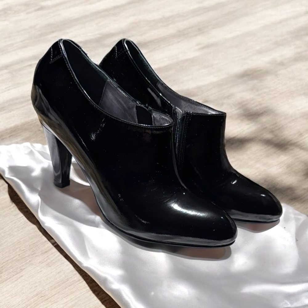 New Taryn Rose Black Patent Women's Shoes Bootie w Dustbag Sz 8